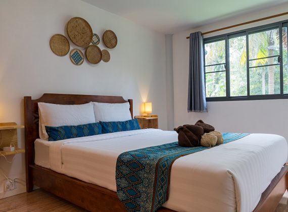 Deluxe Room – Bungalow #6